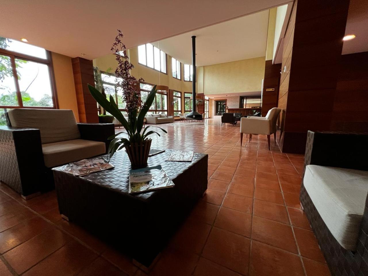 Vista Azul Apart Hotel - Pedra Azul Pinheiros ภายนอก รูปภาพ